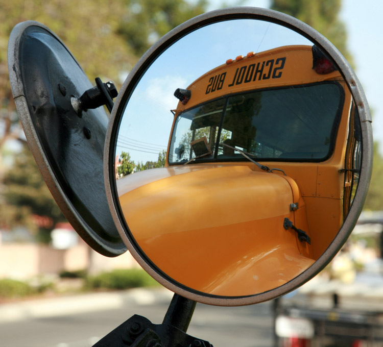 bus-mirror